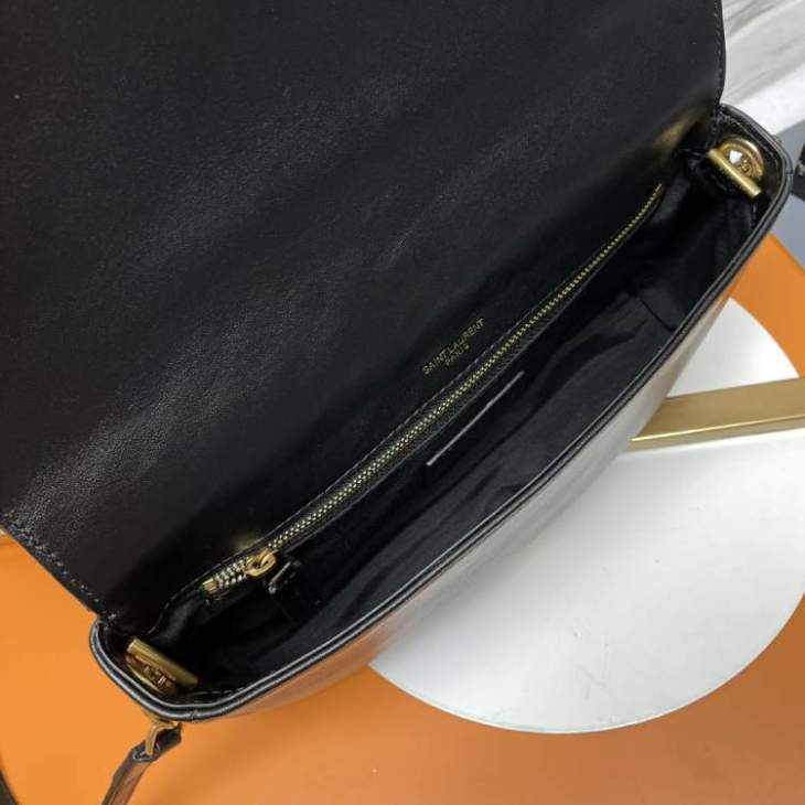 Picture of Saint Laurent Handbags _SKUfw167222661fw